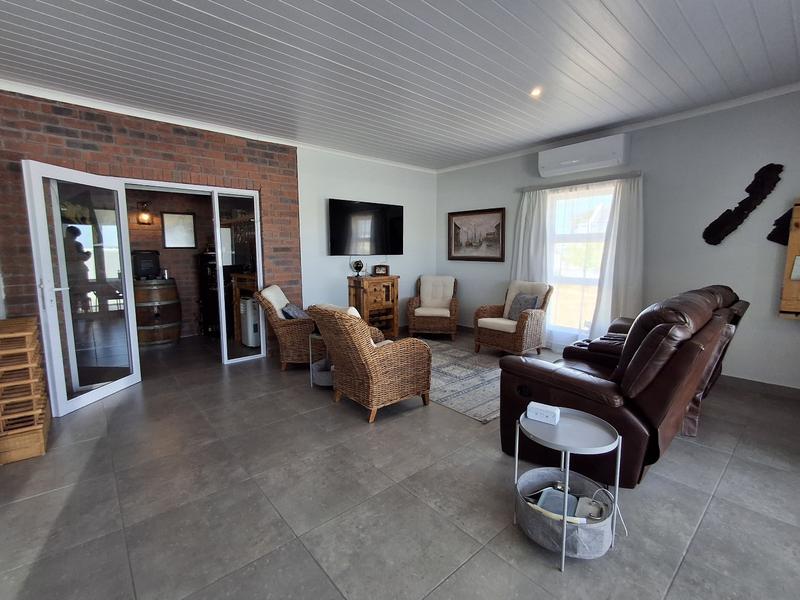 2 Bedroom Property for Sale in Lampiesbaai Western Cape